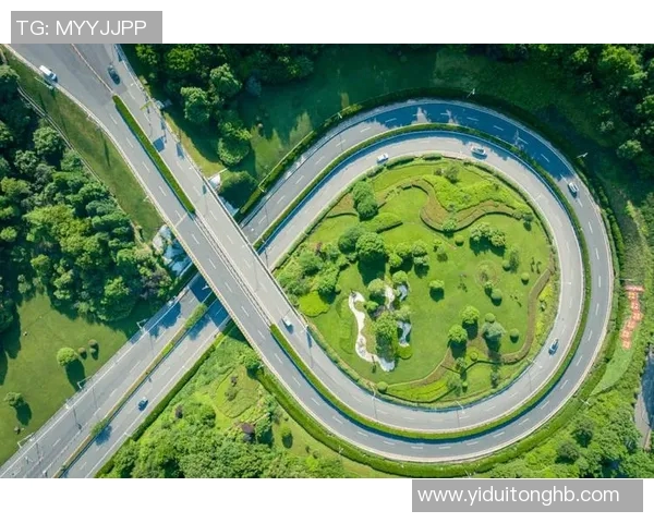 以运动场为中心探索城市公共空间的多功能利用与环境整治创新